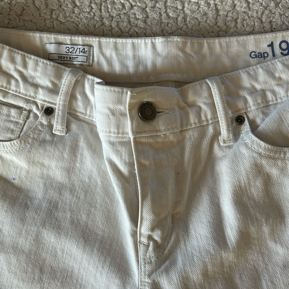 GAP Sexy  Boot 14R white jeans